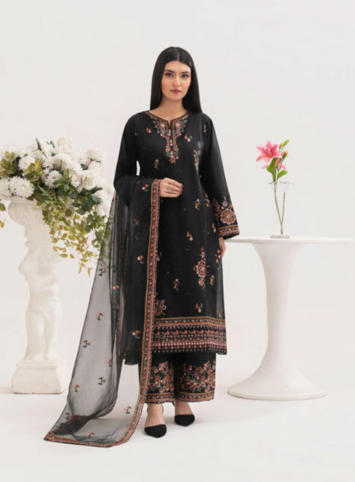 Hareem 3 Piece Suit
